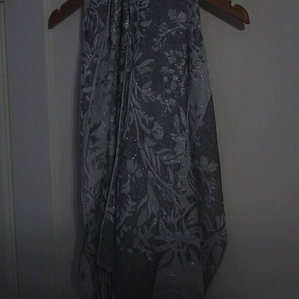 Gray and Sliver Winter Scarf